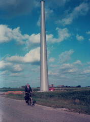 OB-00663 Windmolenpark in de zomer van 1986