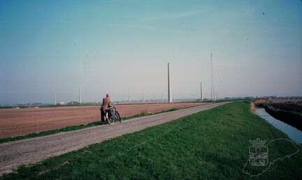 OB-00665 Windmolenpark in voorjaar 1987.