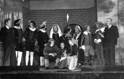 SB-01024 Openluchtspel 1939 Liauckema door de eeuwen heen.