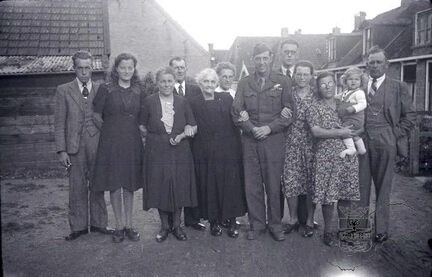 FAM-00131 Sjouke van der Weg en familie